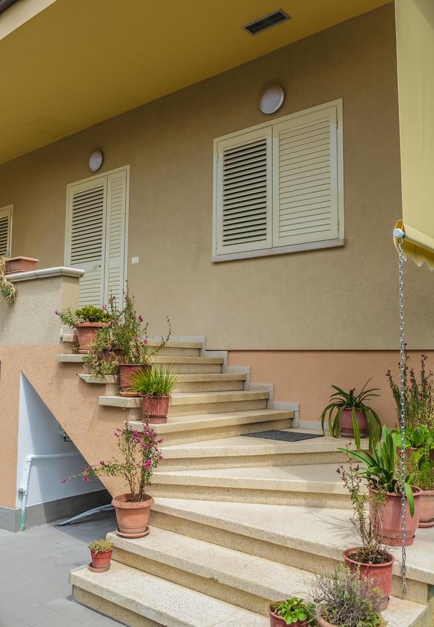 Ariadnes Apartments Тирана Экстерьер фото