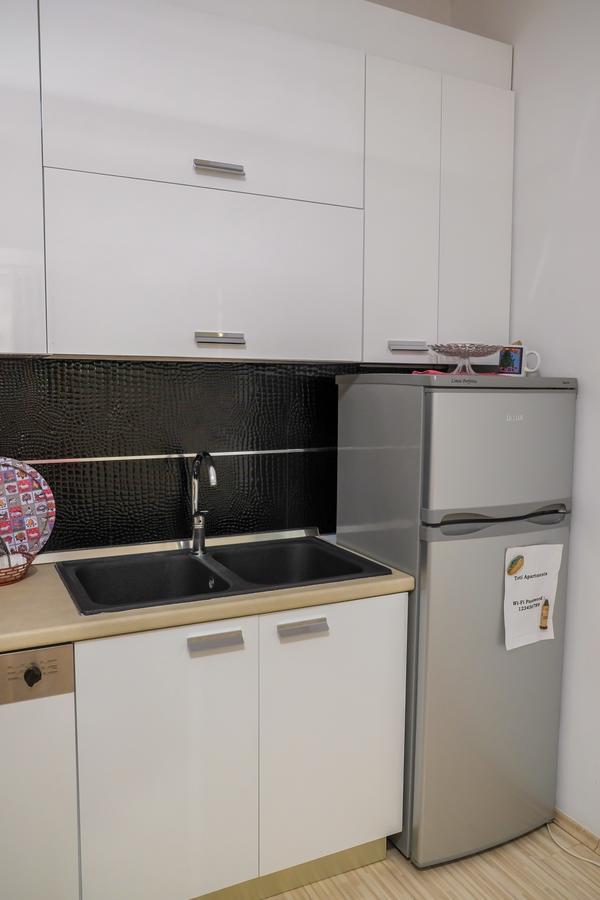 Ariadnes Apartments Тирана Экстерьер фото