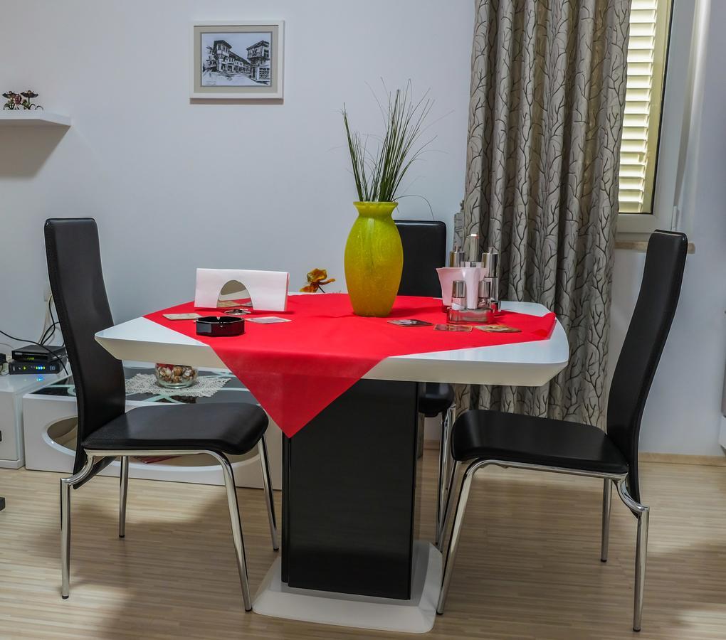 Ariadnes Apartments Тирана Экстерьер фото