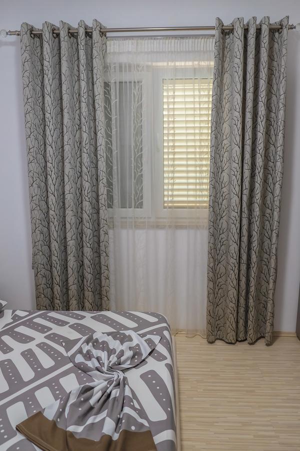 Ariadnes Apartments Тирана Экстерьер фото