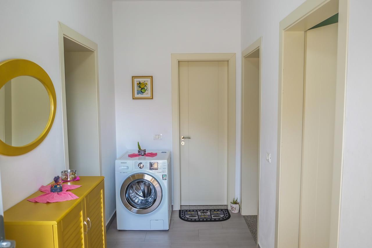 Ariadnes Apartments Тирана Экстерьер фото